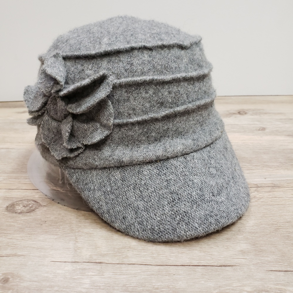 Betmar Hat Newsboy Fitted Womens One Size Gray Wool Flower Pleated Lined